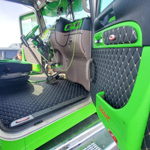 Load image into Gallery viewer, Peterbilt 389 Diamond Stitch Leather Floor mats