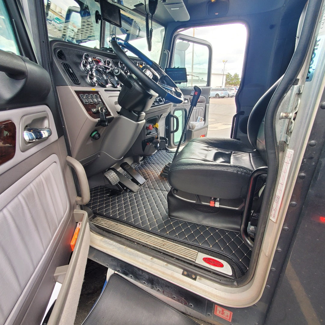 Peterbilt 389 Diamond Stitch Leather Floor Mats Upgrader peterbilt-389-diamond-stitch-leather-floor-mats-upgrader
